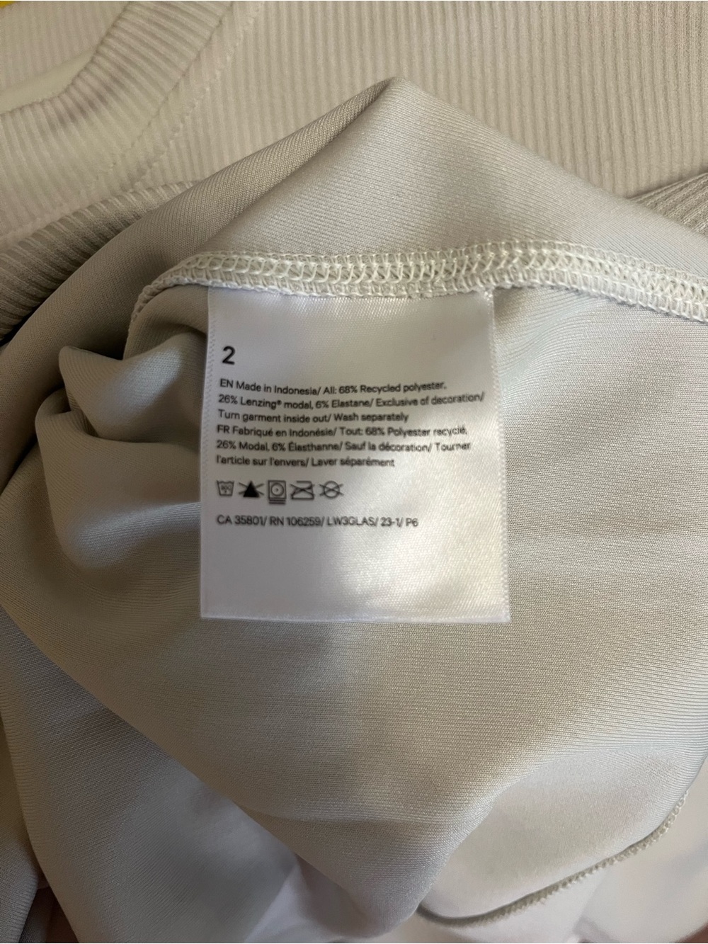 Lululemon Ribbed Crewneck - Picture 4 of 4